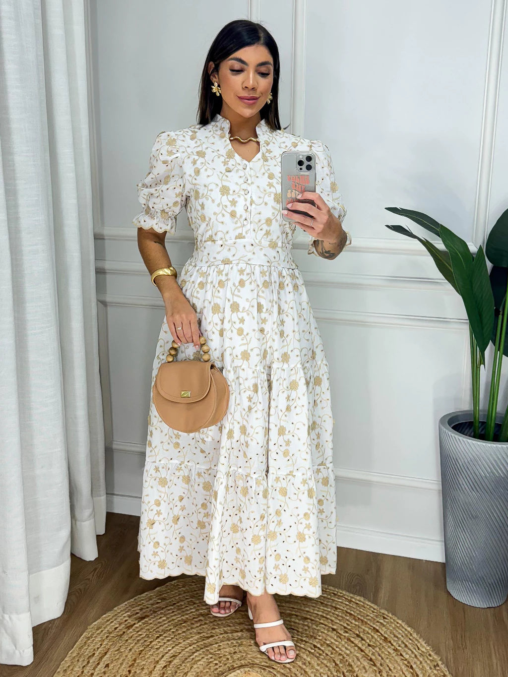 Vestido Midi Lese Bordado Manga Princesa Com Botão funcional
