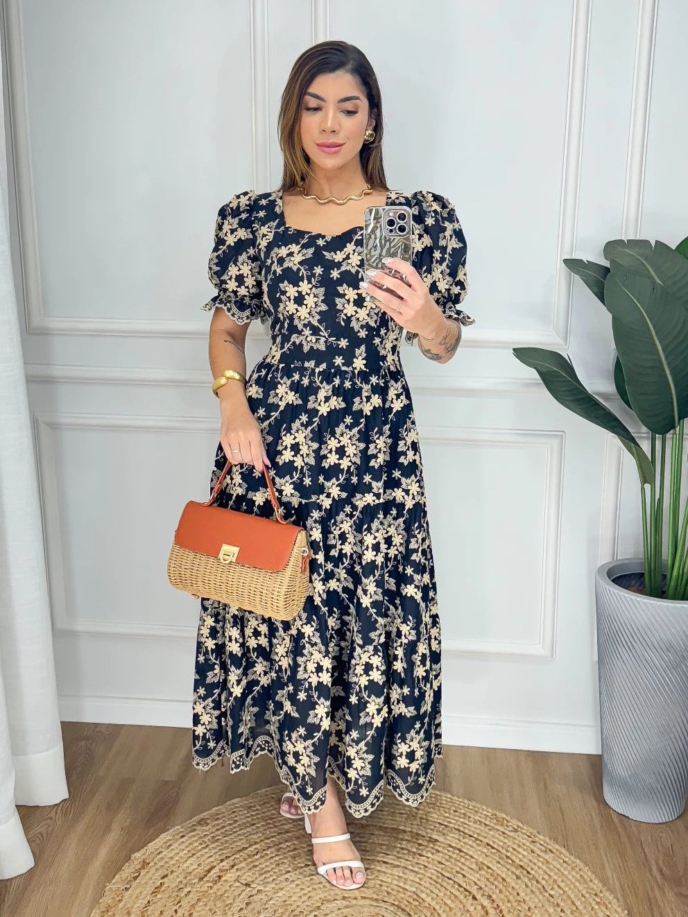 Vestido Midi Lese Bordado 3D Luxo Manga Princesa
